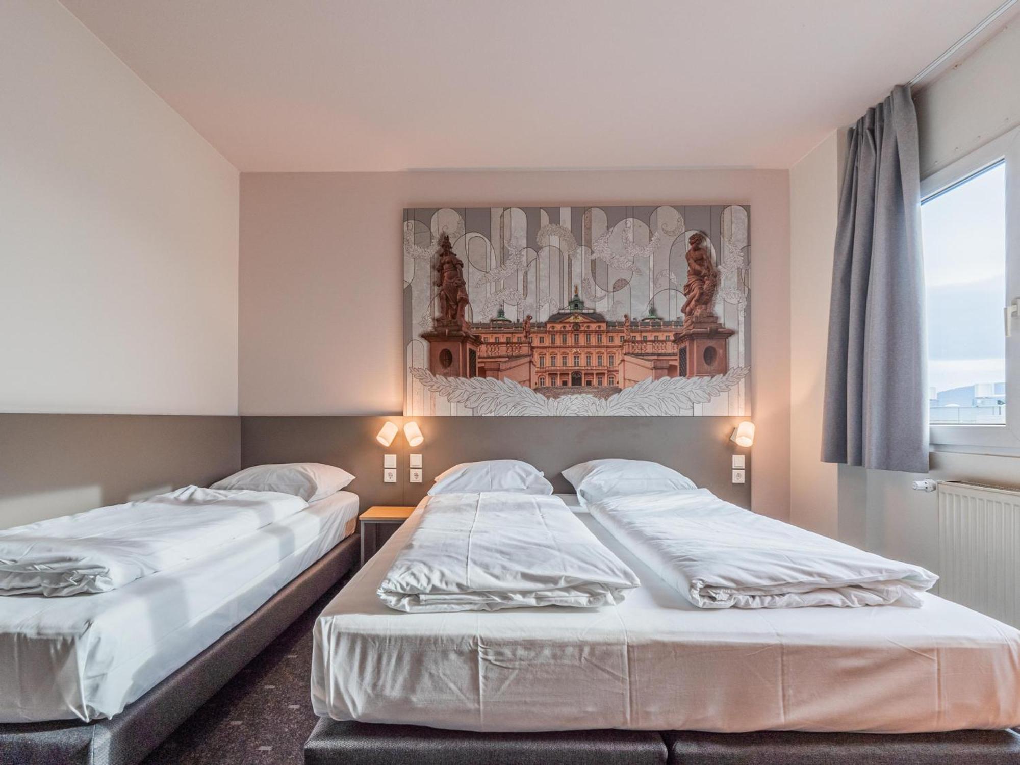 B&B Hotel Rastatt Bagian luar foto